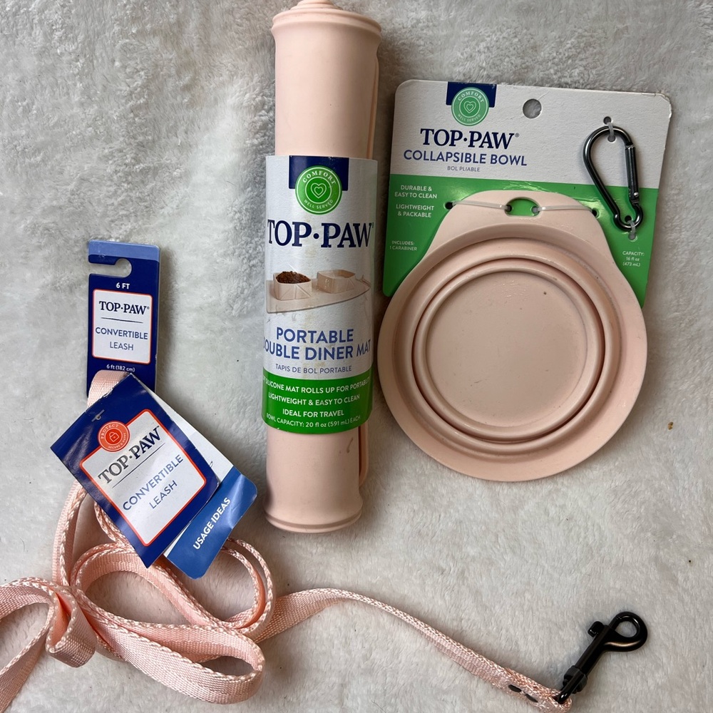 Lot of three top paw items collapsible bowl, dinner mat, convertible leash